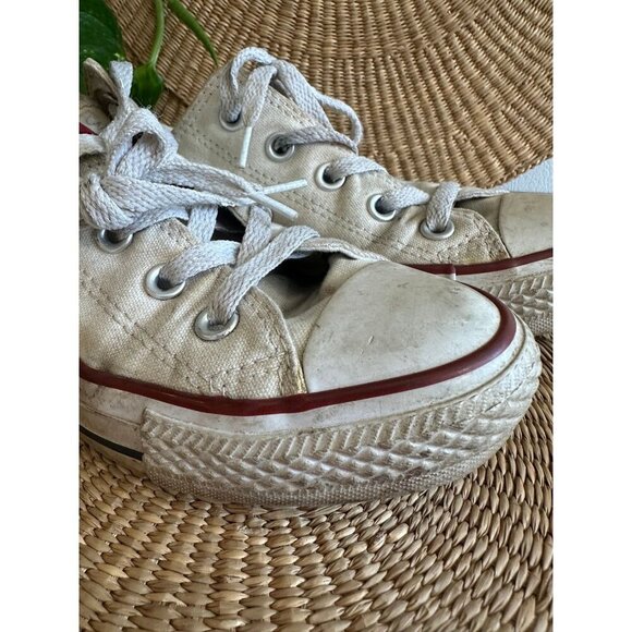 Converse women’s size 6 men’s size 4 white sneakers - Picture 3 of 11